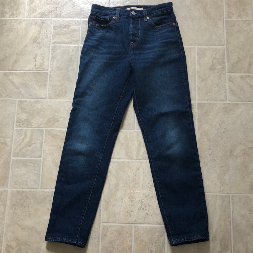 Levi Wedgie jeans - size 25